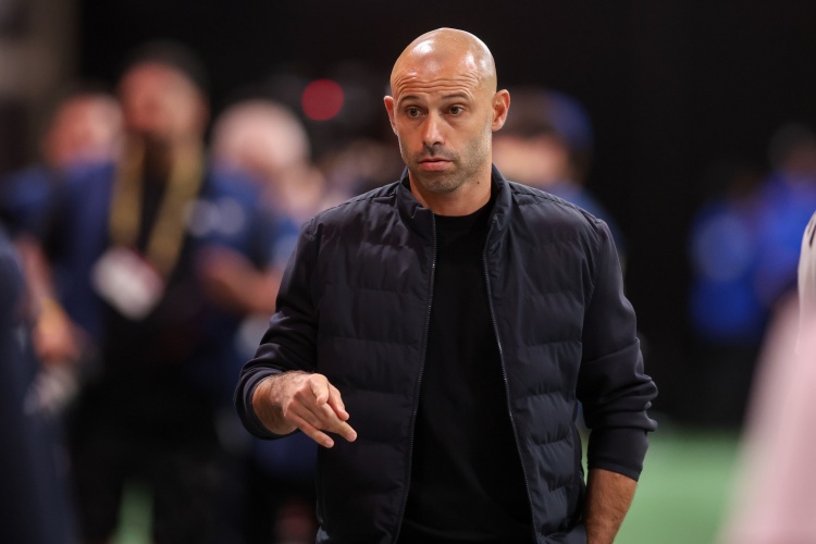 马斯切拉诺：梅西是迈阿密国际的旗帜 批评苏亚雷斯是不合适的