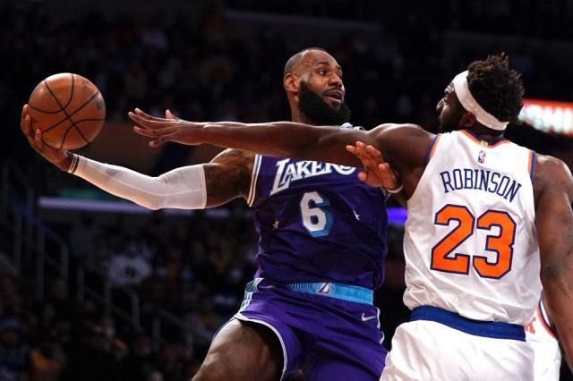 DB电竞-湖人阵容调整不停歇，收官和首发阵容都发生改变