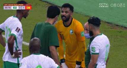 门将受伤.gif